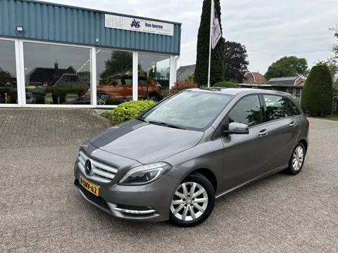 Mercedes-Benz B-Klasse 180 Ambition (bj 2014)