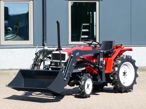 Yanmar F16D 4wd / 1576 Draaiuren / Voorlader