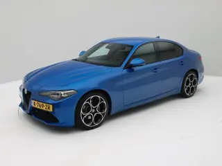 Alfa Romeo Giulia 2.0 T Veloce 280pk / Adapt. Cruise / Camera / Carplay / Origineel NL