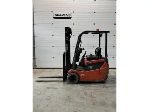 Toyota 1,5 ton triple side shift accu 2018