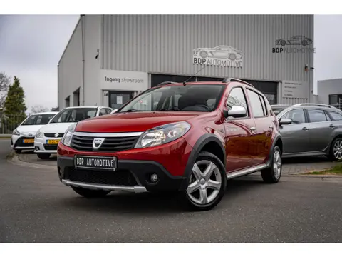 Dacia Sandero 1.6 Stepway ✅Lage km stand | Leer | Trekhaak | Airco
