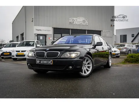 BMW 7-serie 750i Edition NL AUTO | APK nieuw | Juiste opties