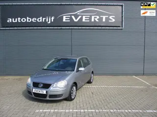 Volkswagen Polo 1.4-16V Comfortline Apk 19-05-2027 Airco elektrisch pakket nette auto met boekjes nu