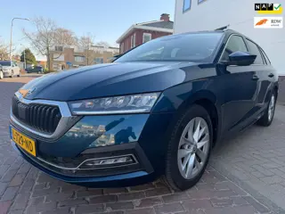 Skoda Octavia Combi 1.0 e-TSI Business Edition/Automaat/Camera/Navi/Virtual Cockpit/Trekhaak