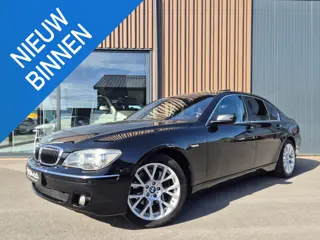 BMW 7-serie 750i High Executive | Dakje | Softclose | Trekhaak | NL auto