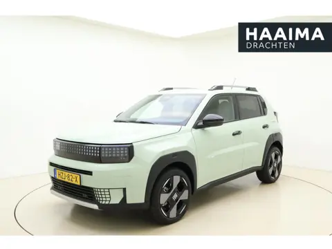 Fiat Grande Panda La Prima 11 kW 44 kWh | Navigatie | Stoel & Stuurverwarming | Camera | Dakrails | 