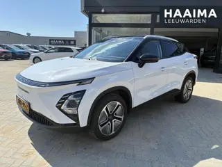 Omoda 5 EV Premium 61 kWh | ECC | Schuif/kanteldak | Keyless | Lederen bekleding | Stoel & Stuurverw