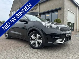Kia Niro 1.6 GDi Hybrid DynamicLine Automaat Navigatie / Carplay / Camera