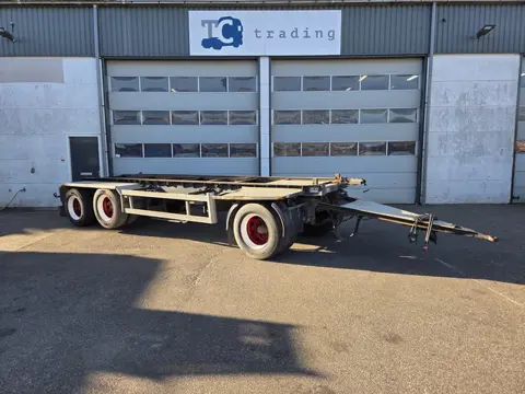 Floor FLA-10-18 28 ton dubbellucht 60% banden (bj 2001)