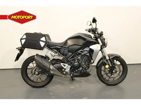 Honda CB 300 R (bj 2018)