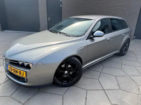 Alfa Romeo 159 Sportwagon 1.8 mpi Business | Erg Sportief en toch de vele ruimte van een station met