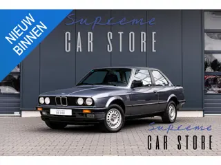 BMW 3-serie E30 323i Coupé VVFL | Type 1 | Baltic-Blau | Roestvrij | 1e eigenaar