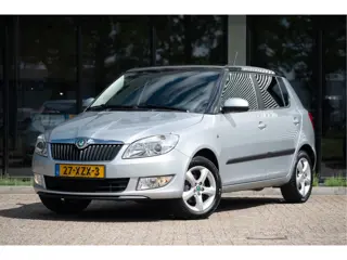 Škoda Fabia 1.2 TSI Tour | Navi | Cruise | Airco | Trekhaak | 4 Season | Android Auto