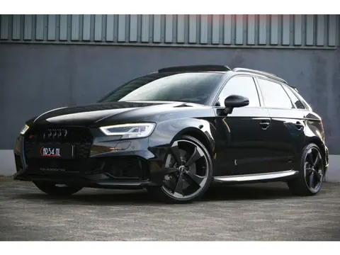 Audi A3 Sportback 2.5 TFSI RS 3 quattro Ceramisch/Pano/RS-Stoel/B&O/Alcantara Op Afspraak