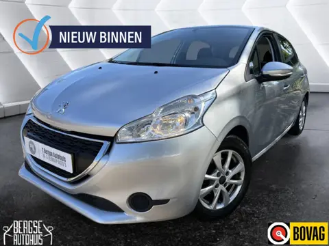 Peugeot 208 1.2 VTi Active Carplay Airco Cruise (bj 2013)