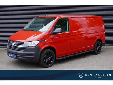 Volkswagen Transporter 150PK Automaat L2H1 Apple Carplay Camera Cruise PDC Standkachel Stoelverwarmi