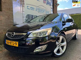 Opel Astra 1.6 Cosmo|Trekhaak|Leder|Airco|Cruise|