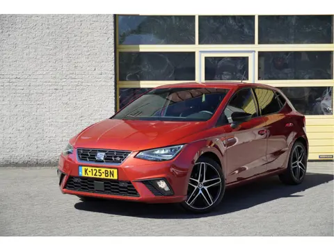 SEAT Ibiza 1.0 TSI 5drs FR Business Intense Plus BJ2020 Lmv 18" | Led V+A | Pdc | Achteruitrijcamera
