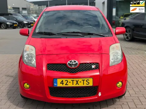 Toyota Yaris 1.8 VVTi TS 2007 133PK NAP Rood