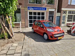 Peugeot 107 1.0-12V XR 5DRS APK 6-2027