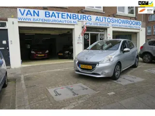 Peugeot 208 1.2 VTi Envy| Distr. verv. bij 107.334 Km|Incl. w.bandenset| Park.sens.|Navig.bluetooth|