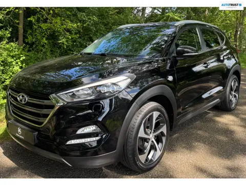 Hyundai Tucson 1.6 T-GDi Comfort 4WD 2016 CAMERA NAVI TREKHAAK