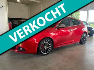 Alfa Romeo Giulietta 1.4 T Exclusive Pano NL-auto