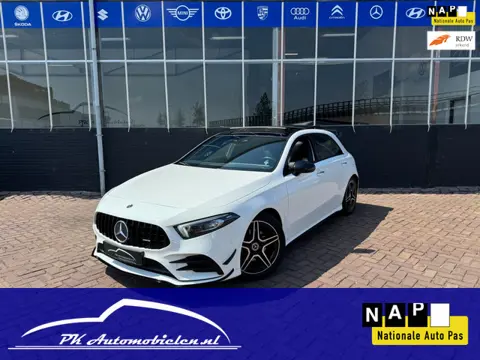 Mercedes-Benz A-klasse 180 Business Solution AMG **PANODAK + WIDESCREEN + BURMESTER + KEYLESS + CAME