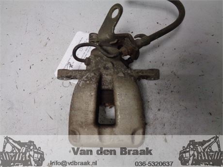 Seat Leon 2006-2013 Remklauw rechts achter