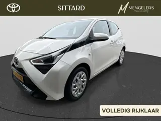 Toyota Aygo 1.0 VVT-i x-play | Rijklaar | Camera Achter | Navi by App