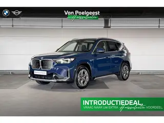 BMW iX1 eDrive20 Pure Edition 67 kWh | Driving Assistant | Trekhaak | Huisselectie