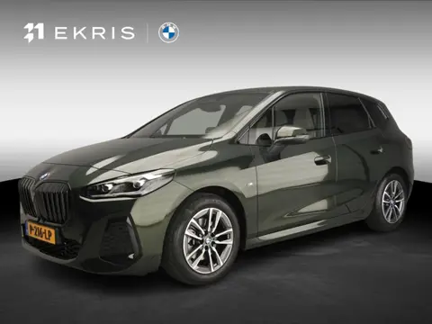 BMW 2 Serie Active Tourer 220i | M-Sportpakket | LED | Leder | HUD | Elektr. zetels | Sportstoelen |