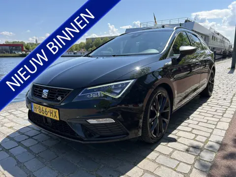 SEAT Leon ST 1.5 TSI FR Ultimate Edition Black panodak navi/camera airco/ecc
