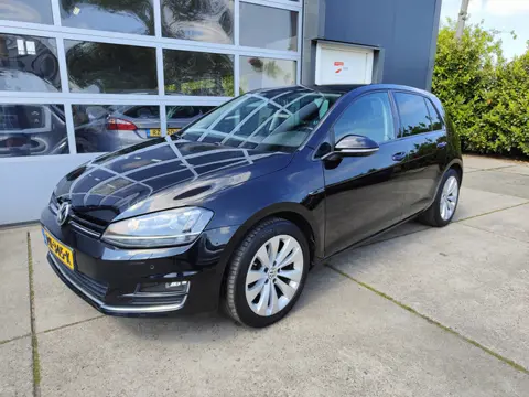 Volkswagen Golf 1.4 TSI Business Edition R Connected