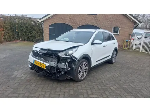Kia Niro 1.6 GDi Hybrid ExecutiveLine CLIMA/NAVI/AUTOMAAT BJ 2017