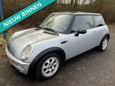 Mini Mini 1.6 Cooper | Airco | Lage km stand!