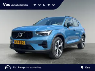 Volvo XC40 B4 Plus Dark | Harman Kardon | Elektrische stoelen met memory | Stoel & Stuurverwarming |
