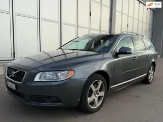 Volvo V70 2.5T Summum, 138dkm! Netto € 12.750 ex btw.