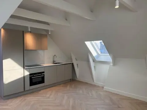 Woning aan de Tweede Marnixplantsoen te Amsterdam