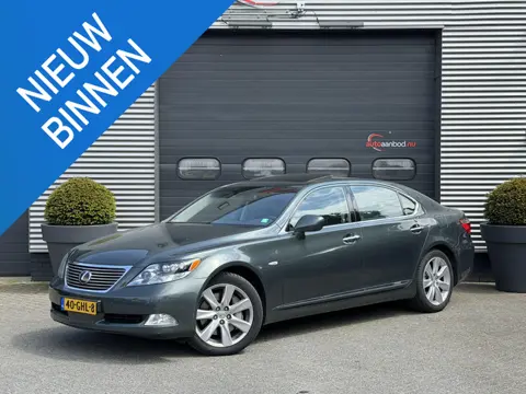 Lexus LS 600h L. President | Camera | Navigatie | Stoelverntilatie/Verwarming | Memory Stoelen |