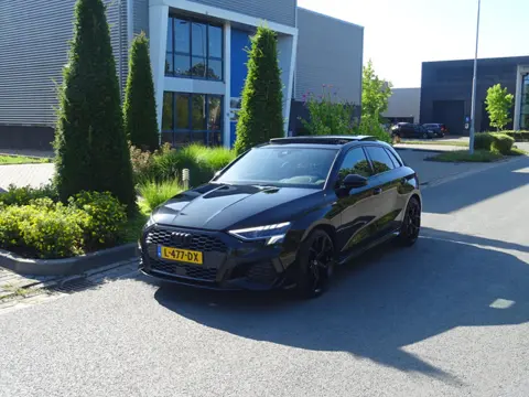 Audi A3 Sportback 35 TFSI S edition | Pano | 19Inch RS | 100% Onderhouden