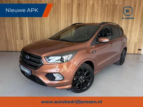 Ford Kuga 1.5 EcoBoost ST Line Pano | Trekhaak | Keyless | Carplay