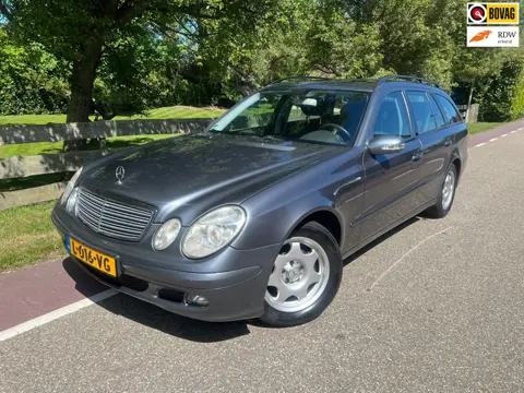 Mercedes-Benz E-klasse Combi 200 K. Avantgarde Trekhaak