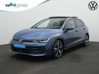 Volkswagen Golf Life Edition 1.5 eHybrid 204 pk | Panoramadak | Stuur-/stoelverwarming | Achteruitri