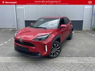 Toyota Yaris Cross 1.5 Hybrid Dynamic  incl Comfort pack, Parkeersensoren, Dode hoek detectie, stuur