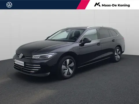 Volkswagen Passat Variant 1.5eHybrid 150kW/204PK Business · Navigatie · Apple/Android · Trekhaak · G