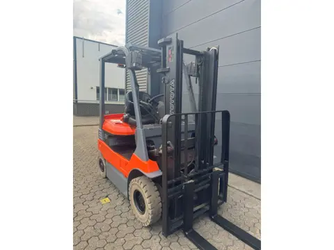 Toyota 7B15 1,5 ton elektrische heftruck (bj 2005)
