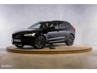 Volvo XC60 2.0 T8 Plug-in hybrid AWD R-Design | Luchtvering | Zwenkbare trekhaak | Panorama dak | Me