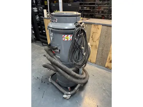 INDUSTRIËLE STOFZUIGER