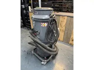 INDUSTRIËLE STOFZUIGER